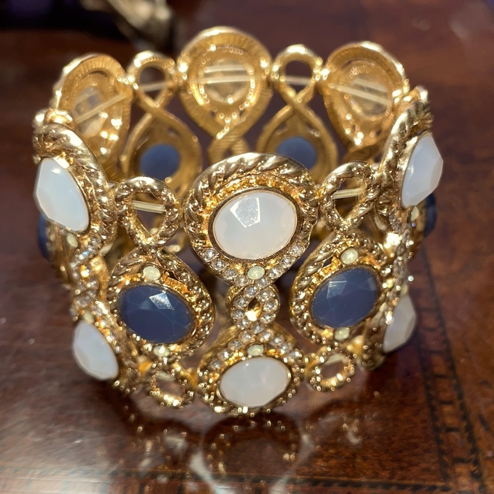INC bracelet